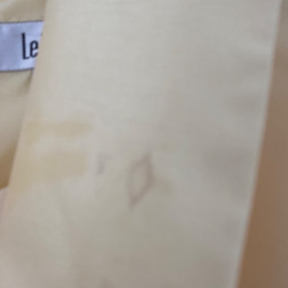 Suit - Picture 5 of 6